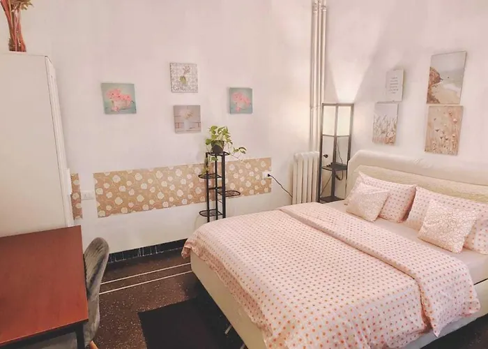 Near Waterfront * Janov