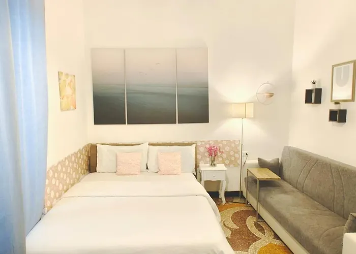 Near Waterfront Bed & Breakfast Janov